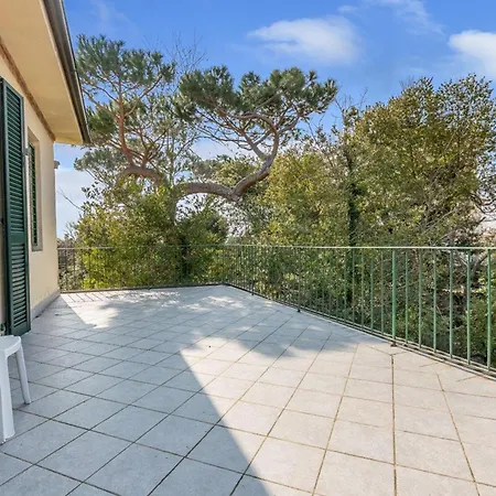 Holiday home Il Gladiolo - Focette 100mt From Sea - Happy Marina di Pietrasanta