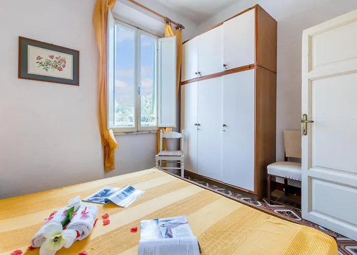 Il Gladiolo - Focette 100m From Sea - Happy *