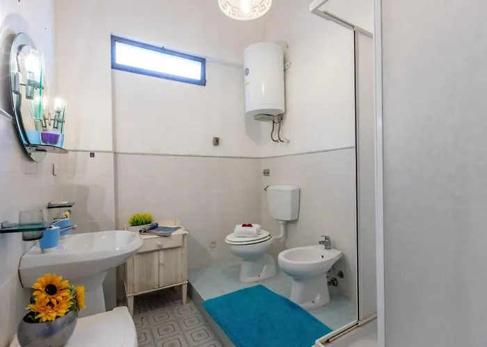 Holiday home Il Gladiolo - Focette 100m From Sea - Happy *